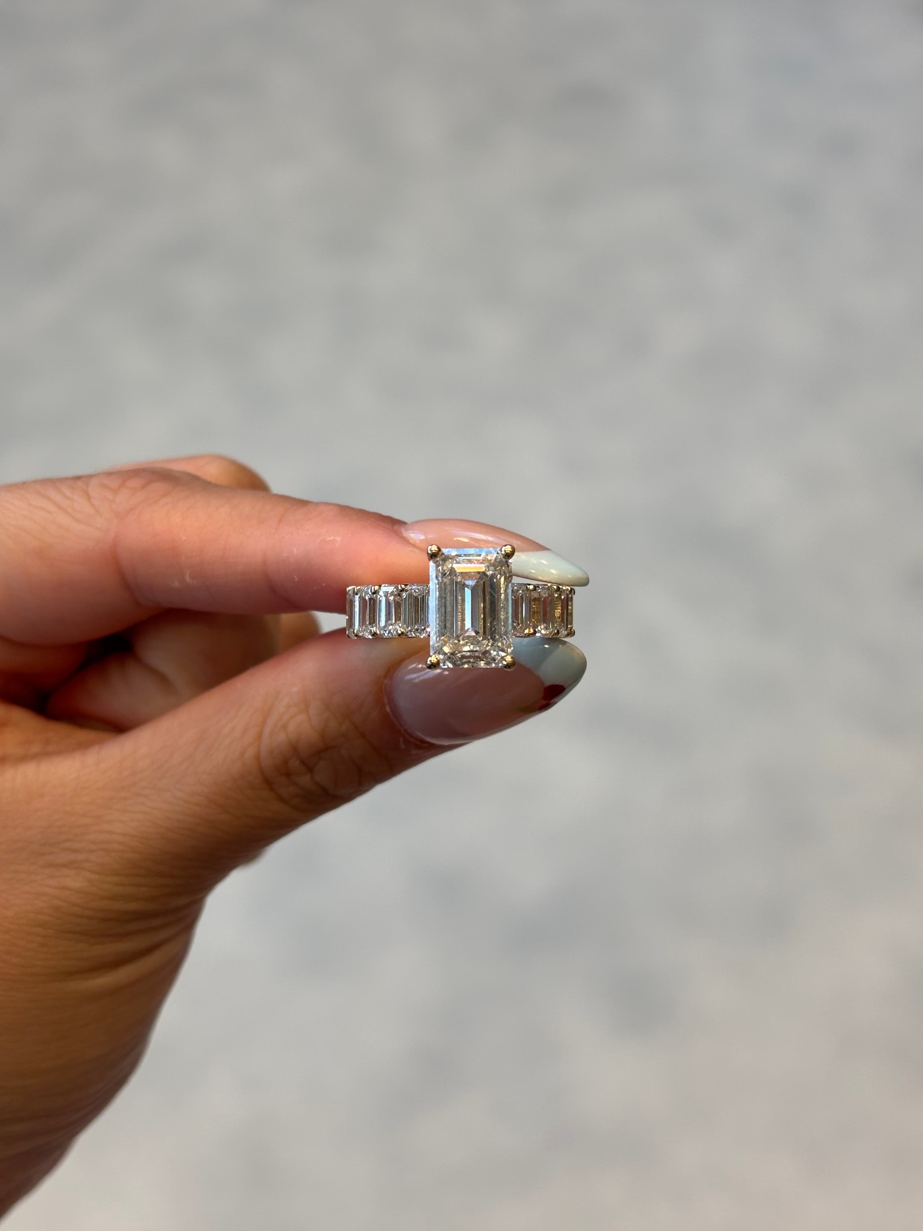 Aurela Diamonds Ring