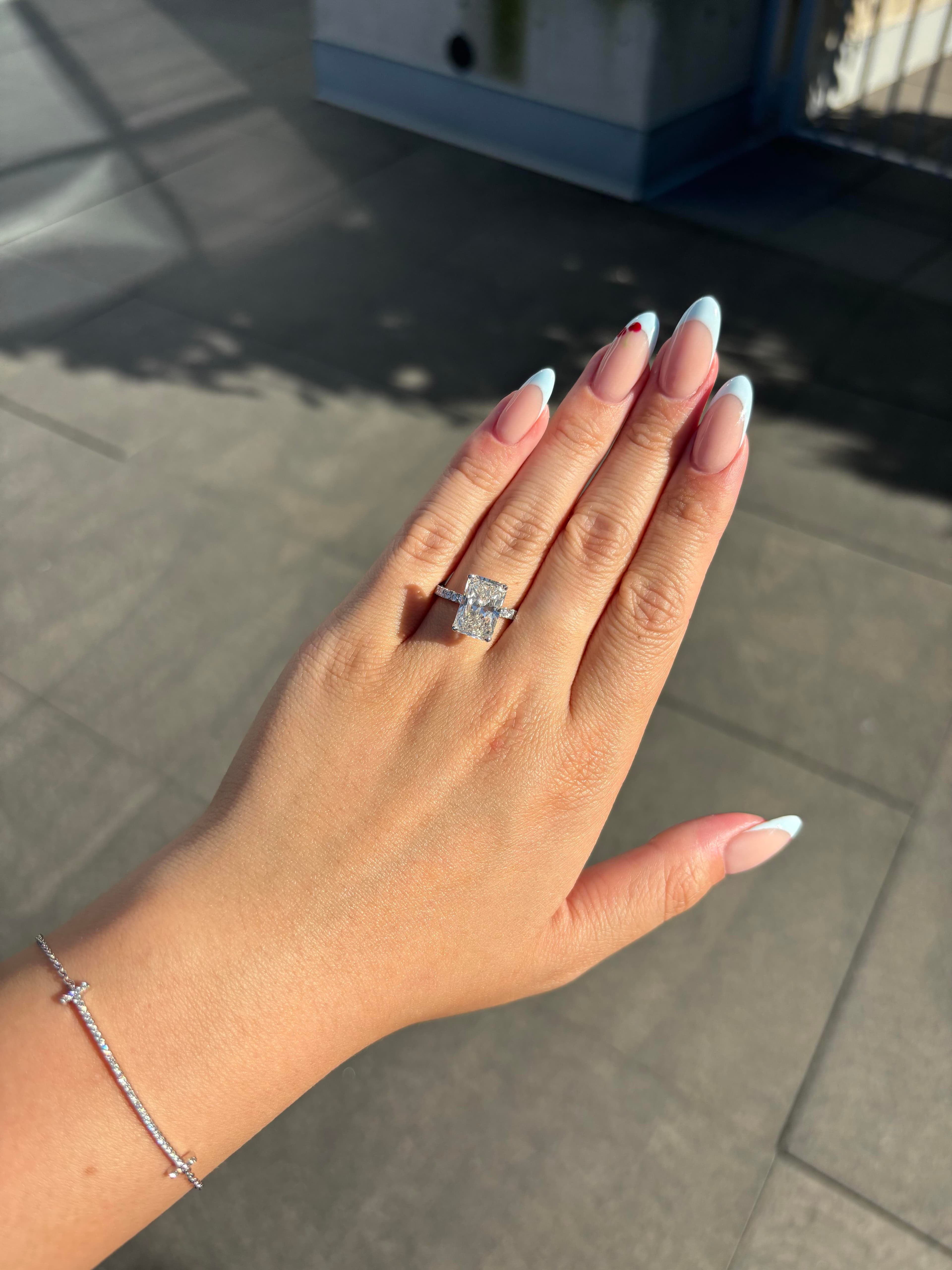 Aurela Diamonds Ring